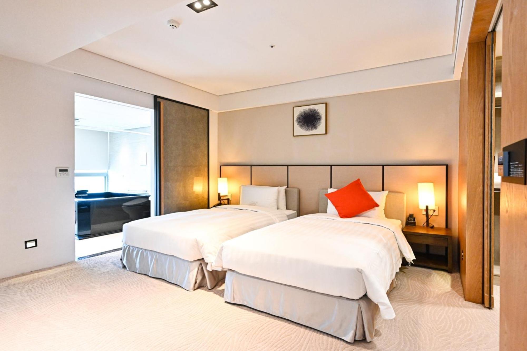 Yun Estate Hotel Даньшуй Екстер'єр фото